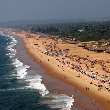 360° Beach Retreat Кандолим Екстериор снимка